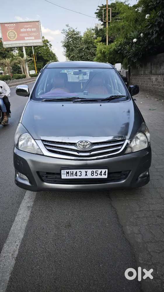 Toyota Innova 2009 Diesel 7 Str