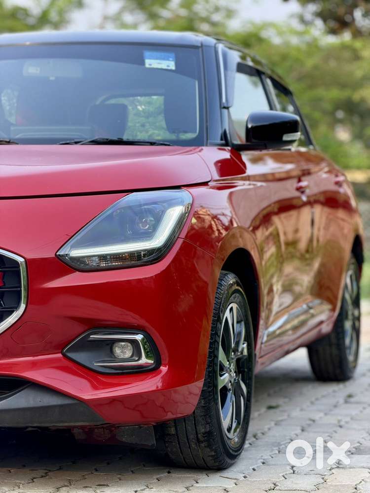 Maruti Suzuki Swift Zxi Plus Dual Tone, 2025, Petrol