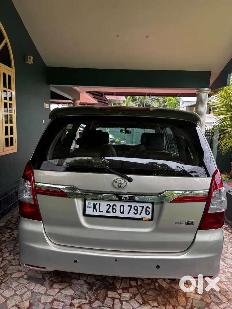 Toyota Innova Diesel 2015  Modal11600 Km Driven