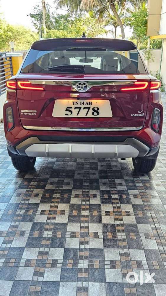 Toyota Urban Cruiser Hyryder 1.5 V Neo Drive At, 2024, Petrol