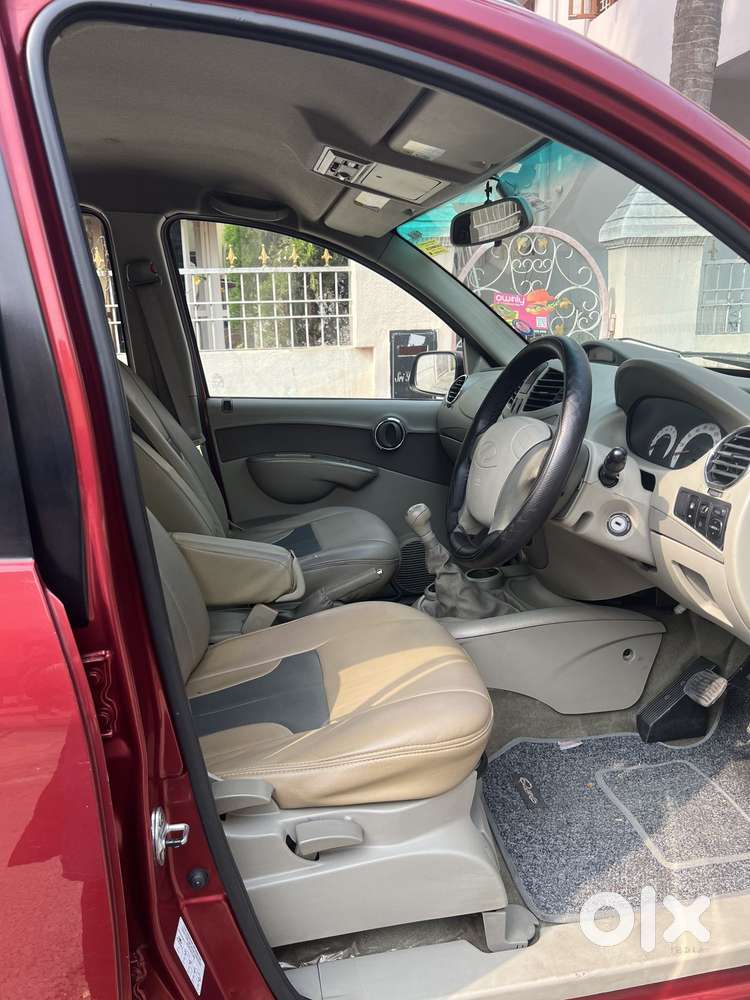 Mahindra Quanto C8, 2013, Diesel