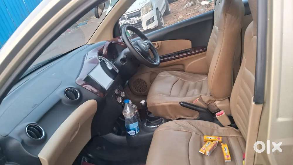 Honda Mobilio Top  2015 7 Seater Car