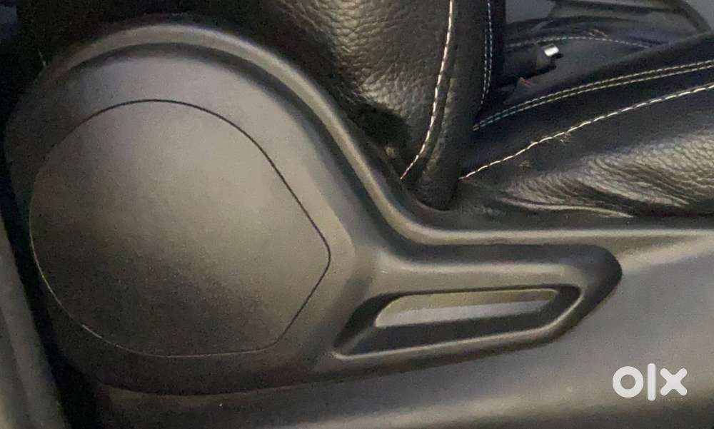 Tata Tiago 1.2 Revotron Xta, 2024, Petrol