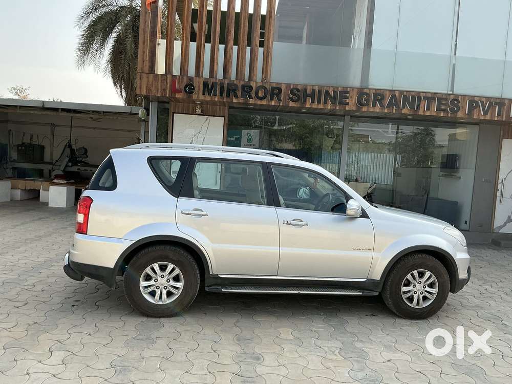 Mahindra Rexton, 2014, Diesel