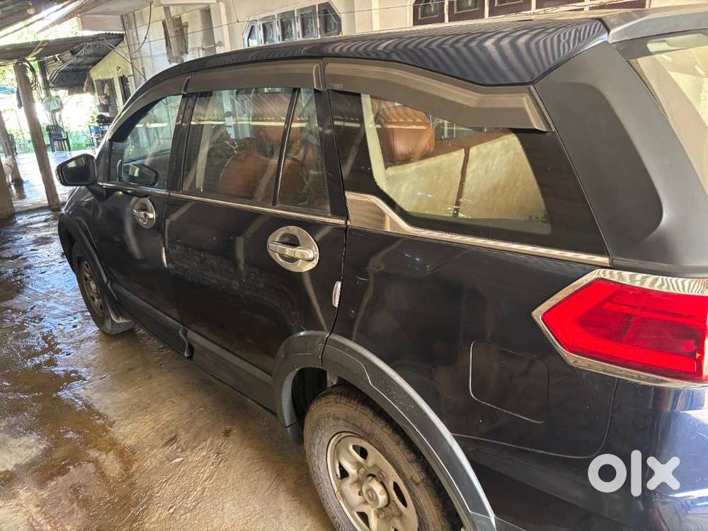 Tata Hexa