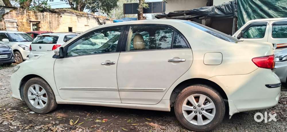 Toyota Corolla Altis, 2010, Petrol