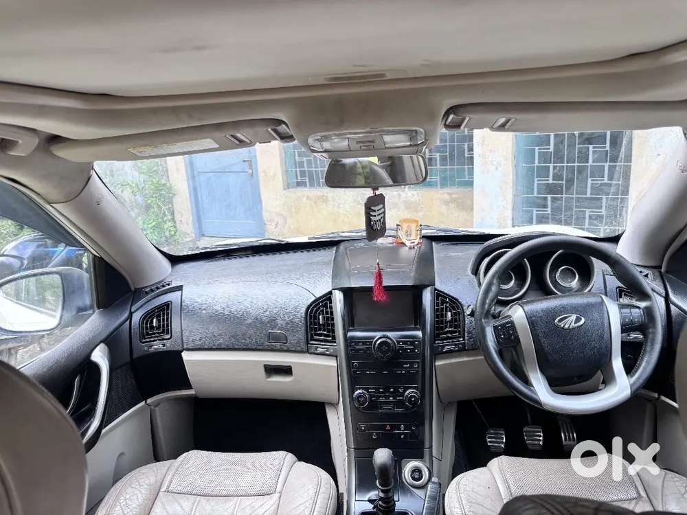 Mahindra Xuv500 2wd 2016