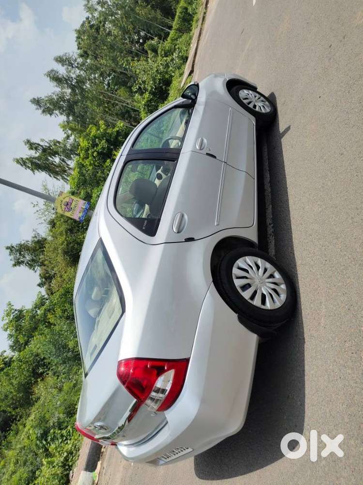 Toyota Etios 1.5 V, 2017, Petrol