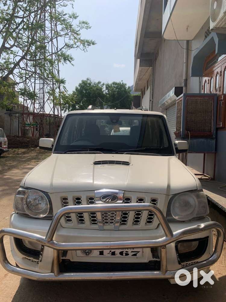 2014 Mahindra Scarpio