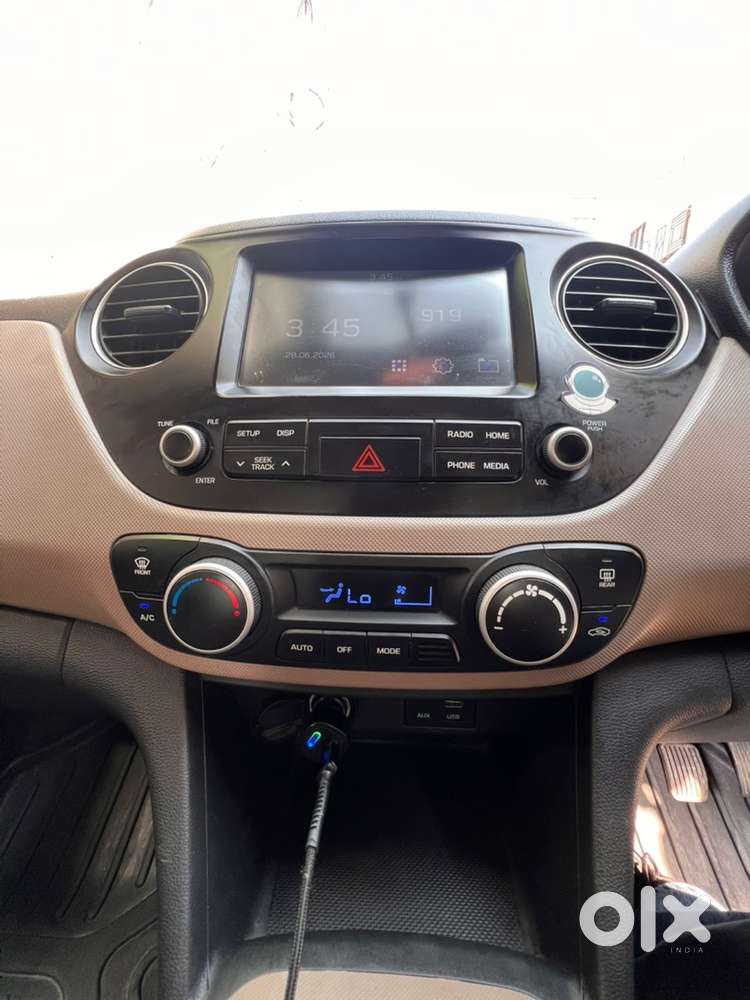 Hyundai Grand I10 Asta Top 2018 Model