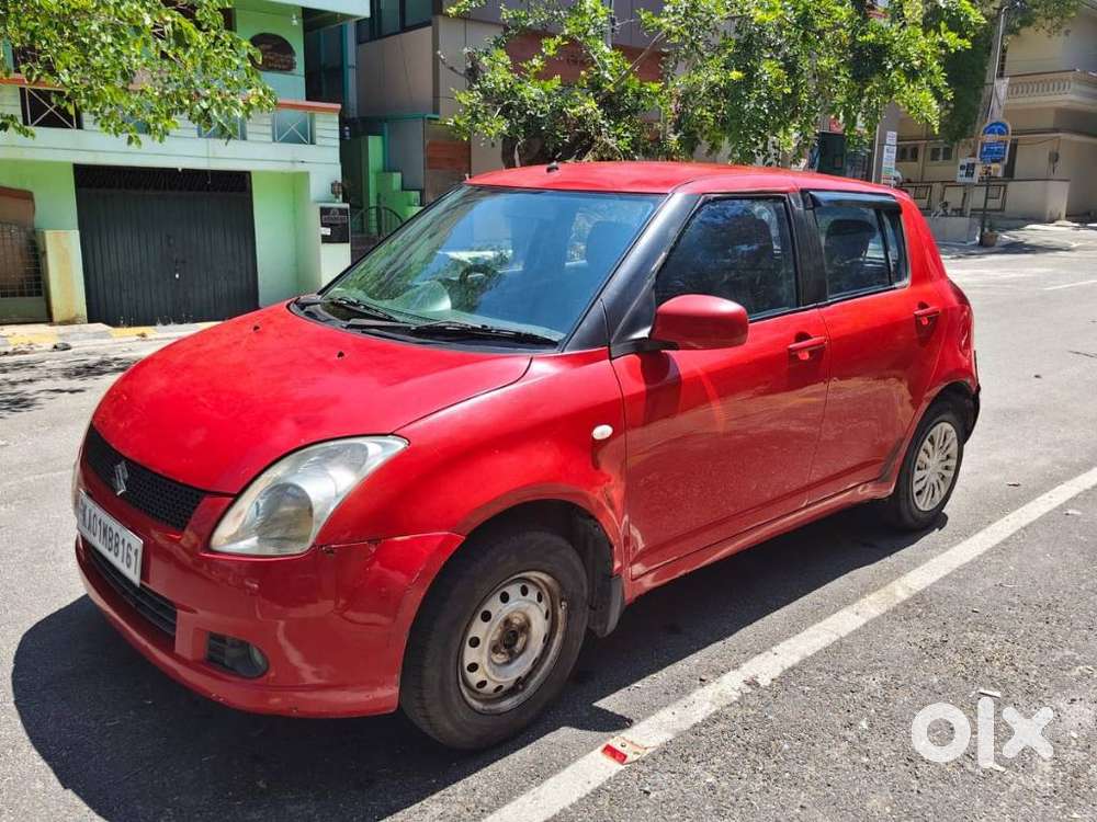 Maruti Suzuki Swift Vxi + Manual, 2006, Petrol