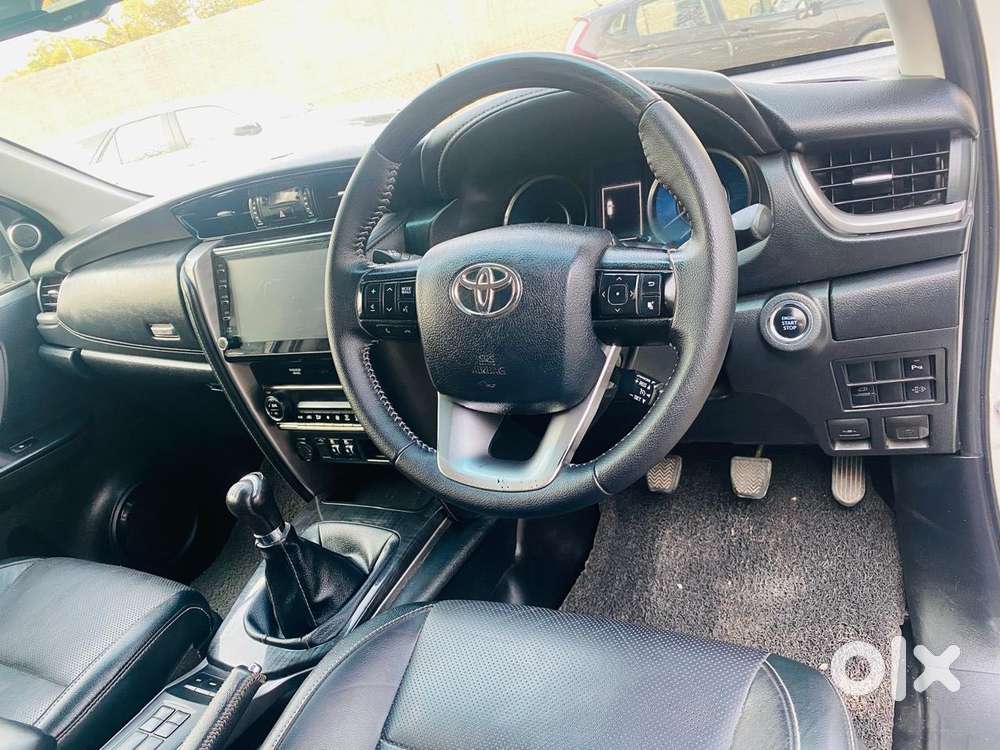 Toyota Fortuner 4x2 Mt 2.8 Diesel, 2023, Diesel