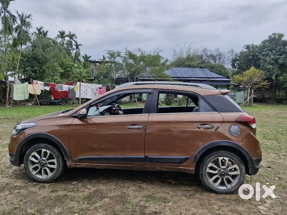 Hyundai I20 Active 2017 Selling Emergency