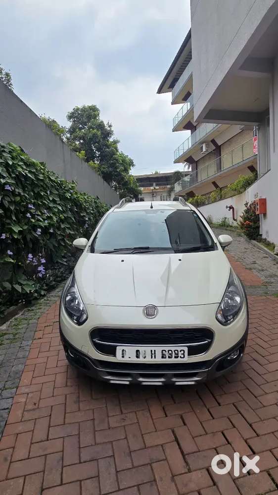 Fiat Avventura 2014 Diesel 85000 Km Driven