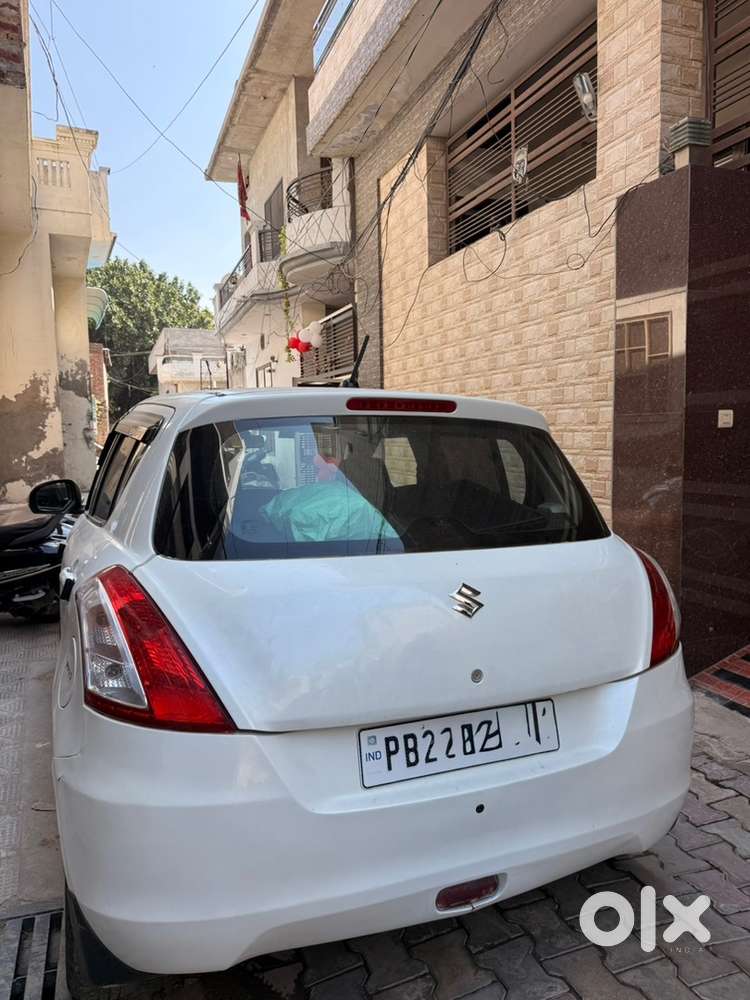 Maruti Suzuki Swift 2012