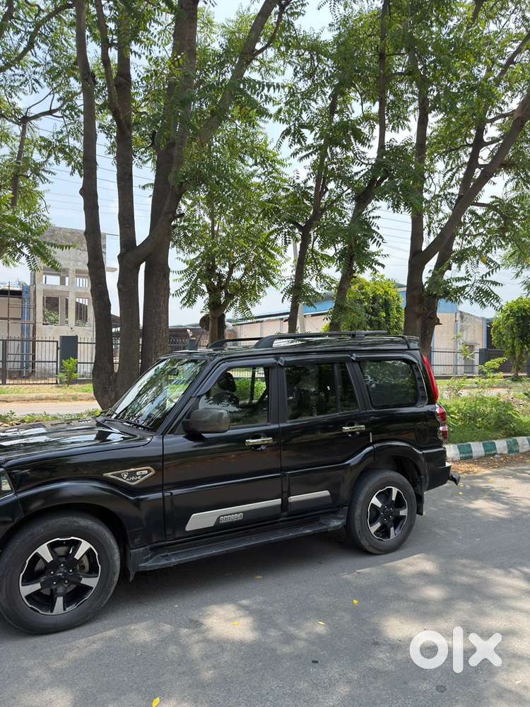 Mahindra Scorpio Classic 2025