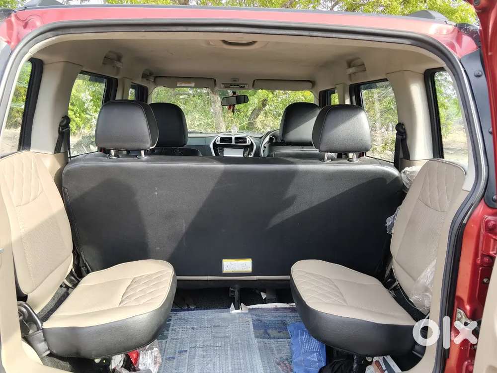 Mahindra Tuv 300 2017
