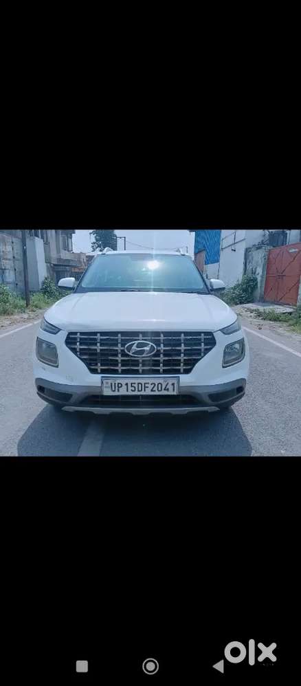 Hyundai New Venue 2020 Petrol 65000 Km Driven