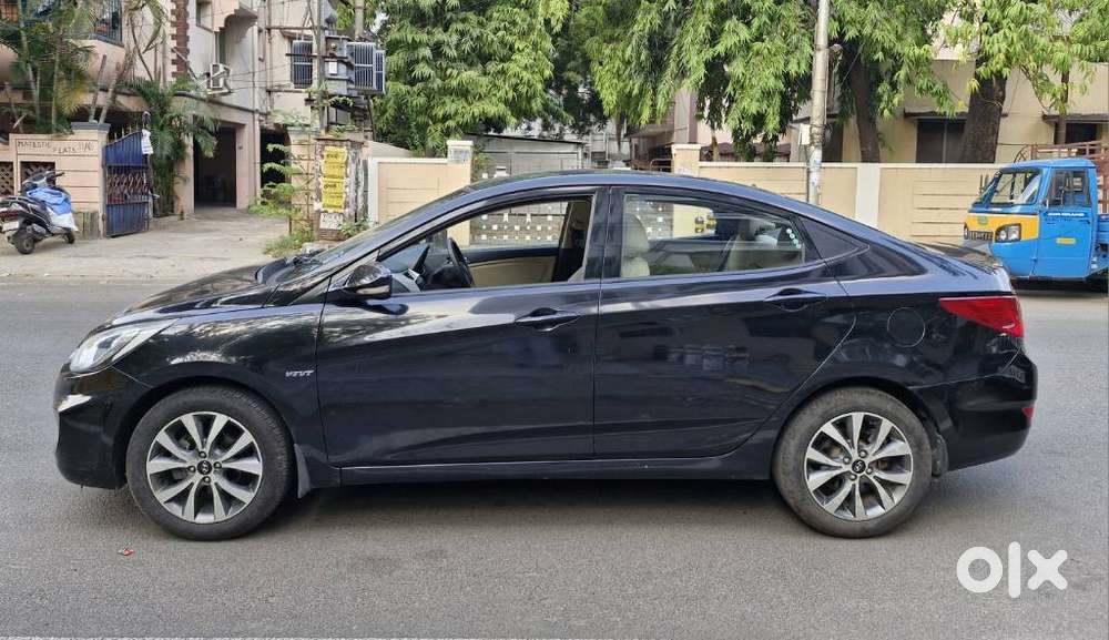 Hyundai Verna Fluidic 1.6 Vtvt Sx Automatic, 2015, Petrol