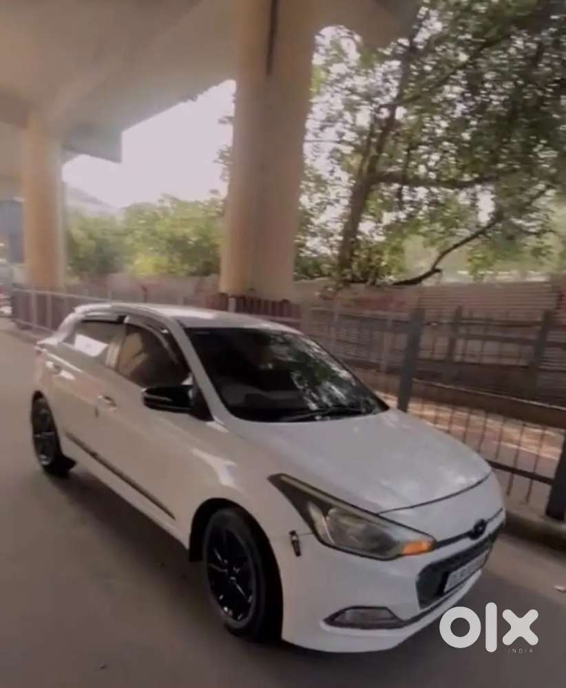 Hyundai New I20 2014 Cng  Music System And Interior Done Car