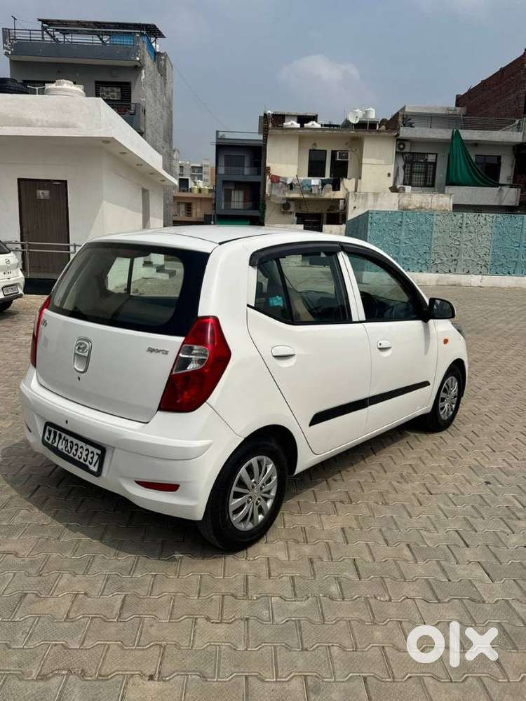 Hyundai I10 Sportz Option, 2016, Petrol
