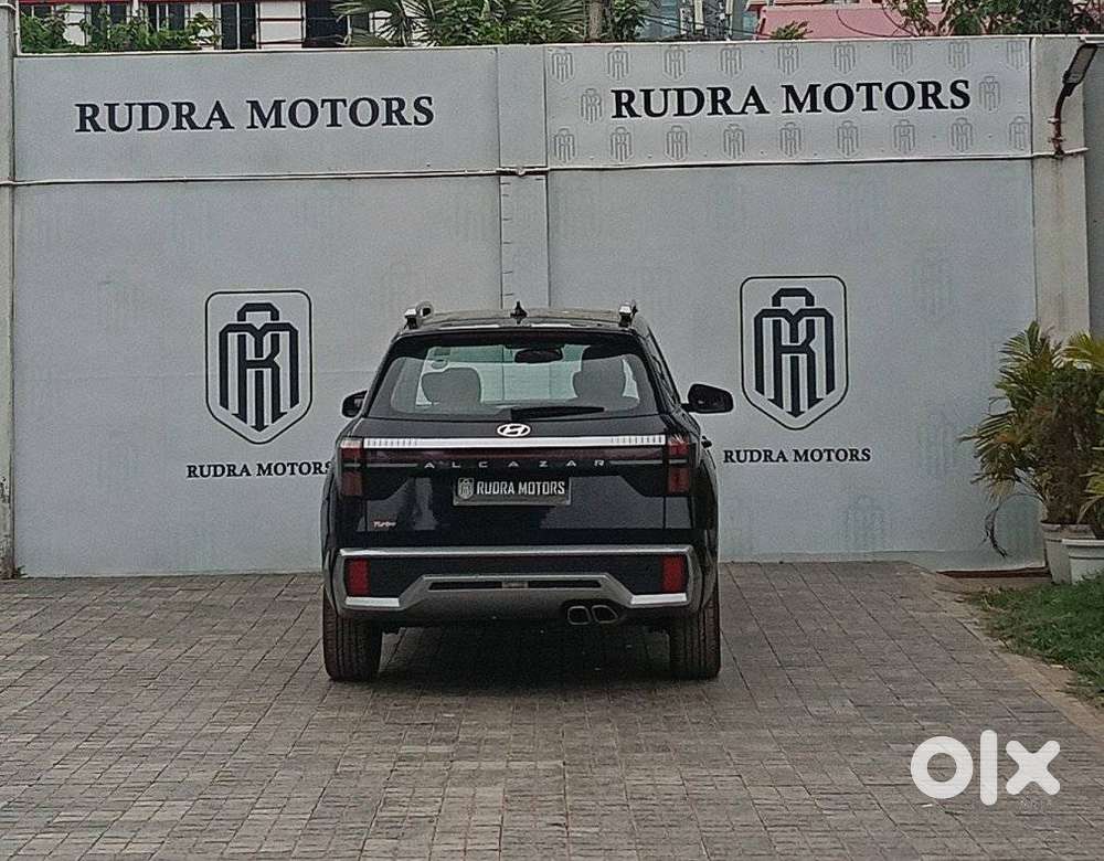 Hyundai Alcazar Prestige 7-seater, 2024, Petrol