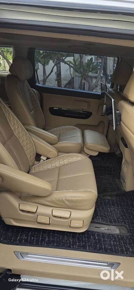 Kia Carnival Limousine Plus 7 Str, 2021, Diesel