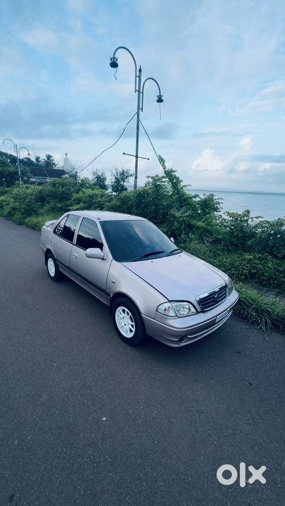 Maruti Suzuki Esteem 2005 Petrol Well Maintained