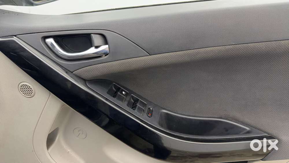Tata Nexon 1.2 Revotron Xz, 2019, Petrol
