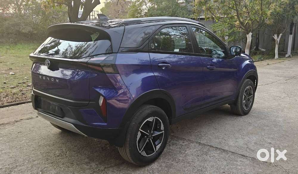 Tata Nexon Fearless Plus S 1.2 Revotron Petrol 6mt Dt, 2023, Petrol