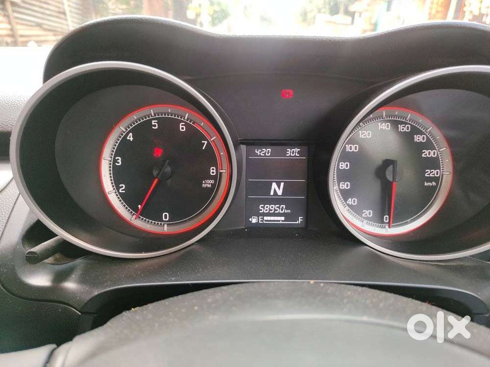 Maruti Suzuki Swift Amt Vvt Zxi, 2018, Petrol