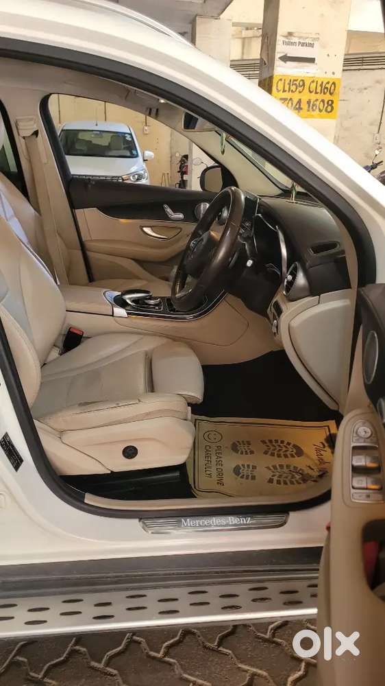 Mercedes-benz Glc 2018 Petrol Well Maintained