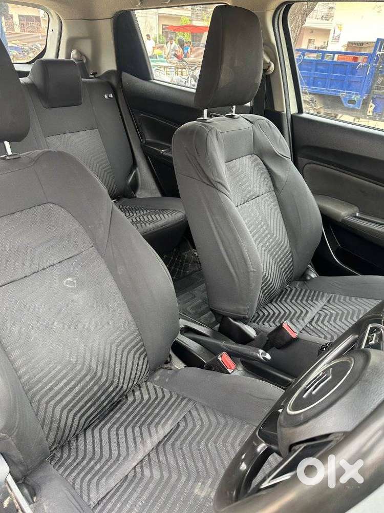 Maruti Suzuki Swift Vxi Optional, 2021, Petrol
