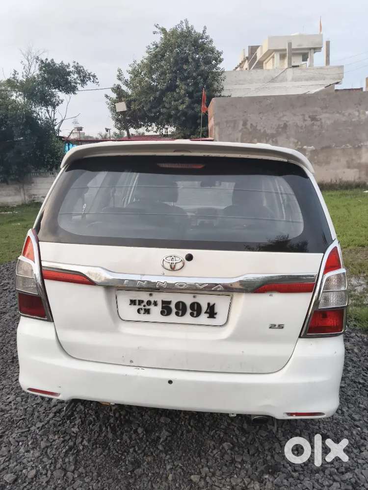 Toyota Innova 2.5 G 2014 Diesel 7 Str