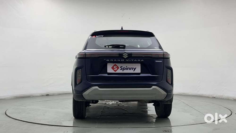 Maruti Suzuki Grand Vitara 1.5 Alpha Smart Hybrid At, 2022, Petrol
