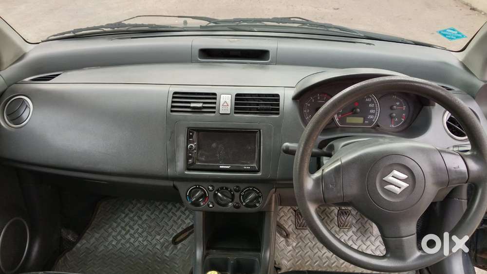 Maruti Suzuki Swift Vxi + Manual, 2007, Petrol