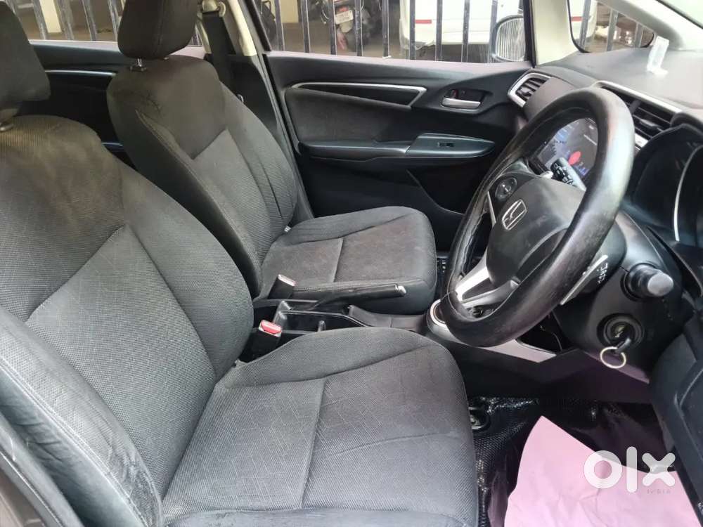 Honda Jazz 2015 Petrol 75000 Km Driven