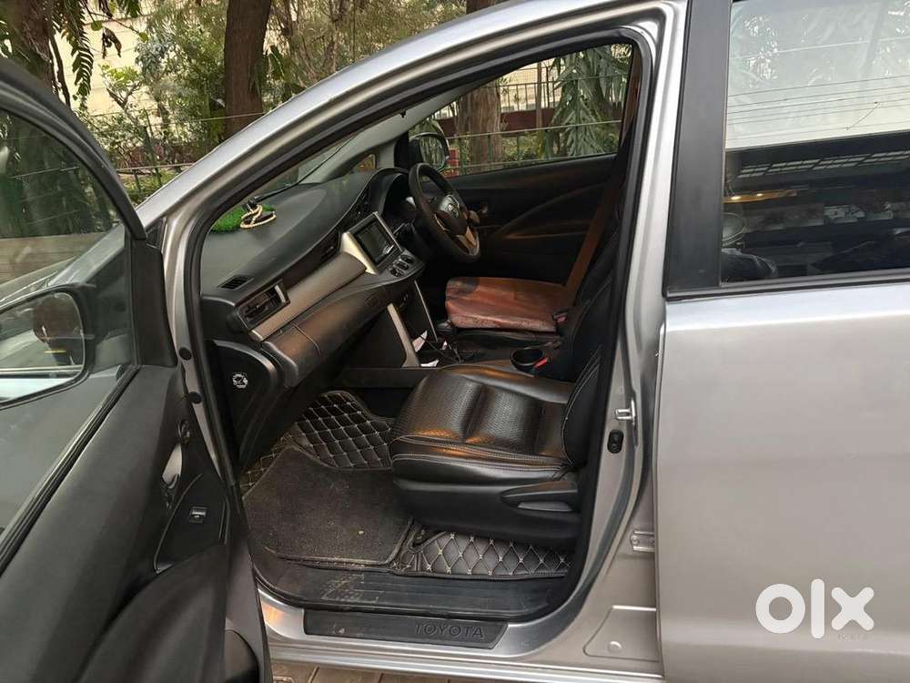 Toyota Innova Crysta 2016 Diesel Well Maintained