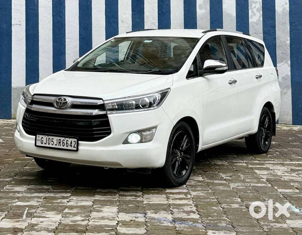 Toyota Innova Crysta 2.8 Z, 2016, Diesel