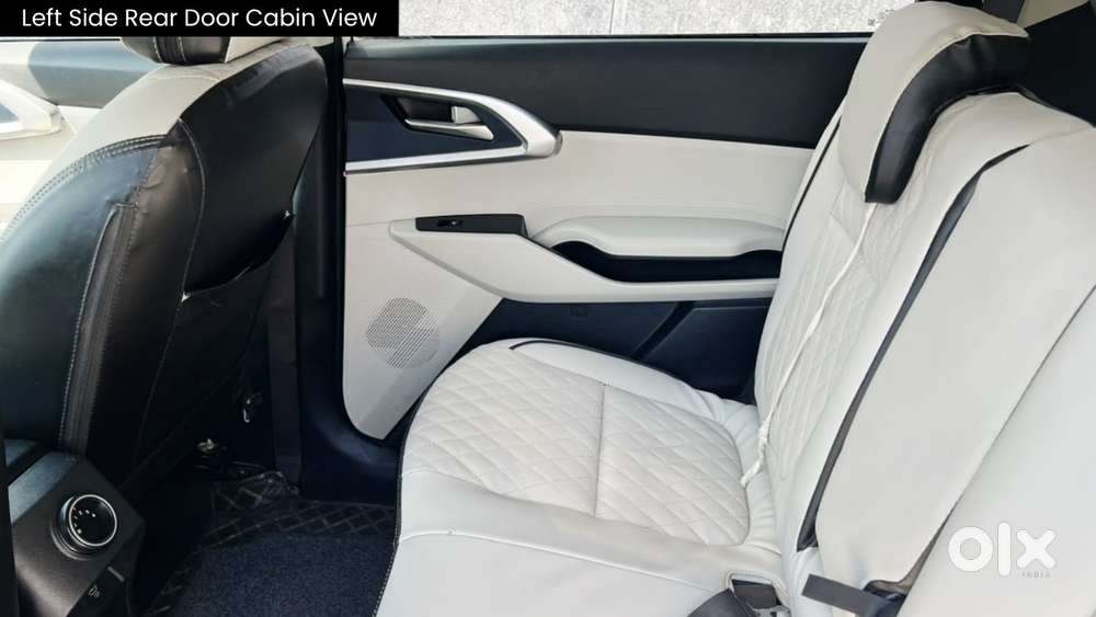 Kia Carens 1.5 Premium 7 Str, 2023, Petrol