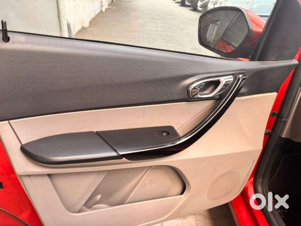 Tata Tiago Xz, 2018, Petrol