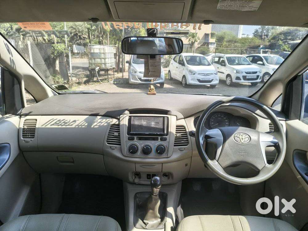 Toyota Innova 2.5 G (diesel) 8 Seater, 2012, Diesel