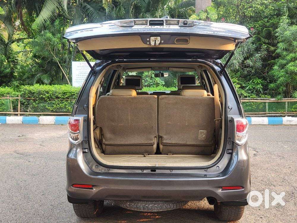 Toyota Fortuner 3.0 Ltd, 2015, Petrol