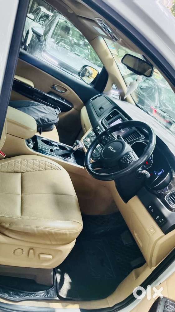 Kia Carnival Limousine Plus 7 Str, 2022, Diesel