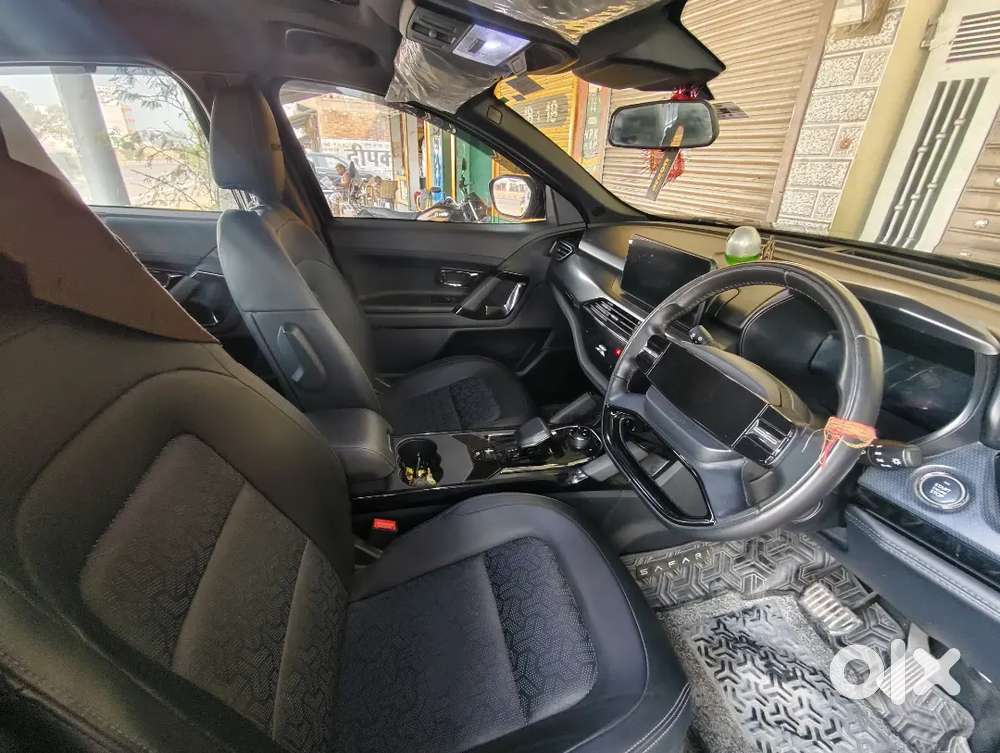 Tata Safari Adventure Plus 2025 Diesel Automatic