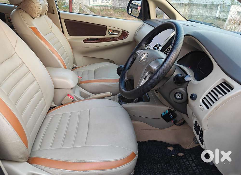 Toyota Innova 2.5 V 7 Str, 2014, Diesel