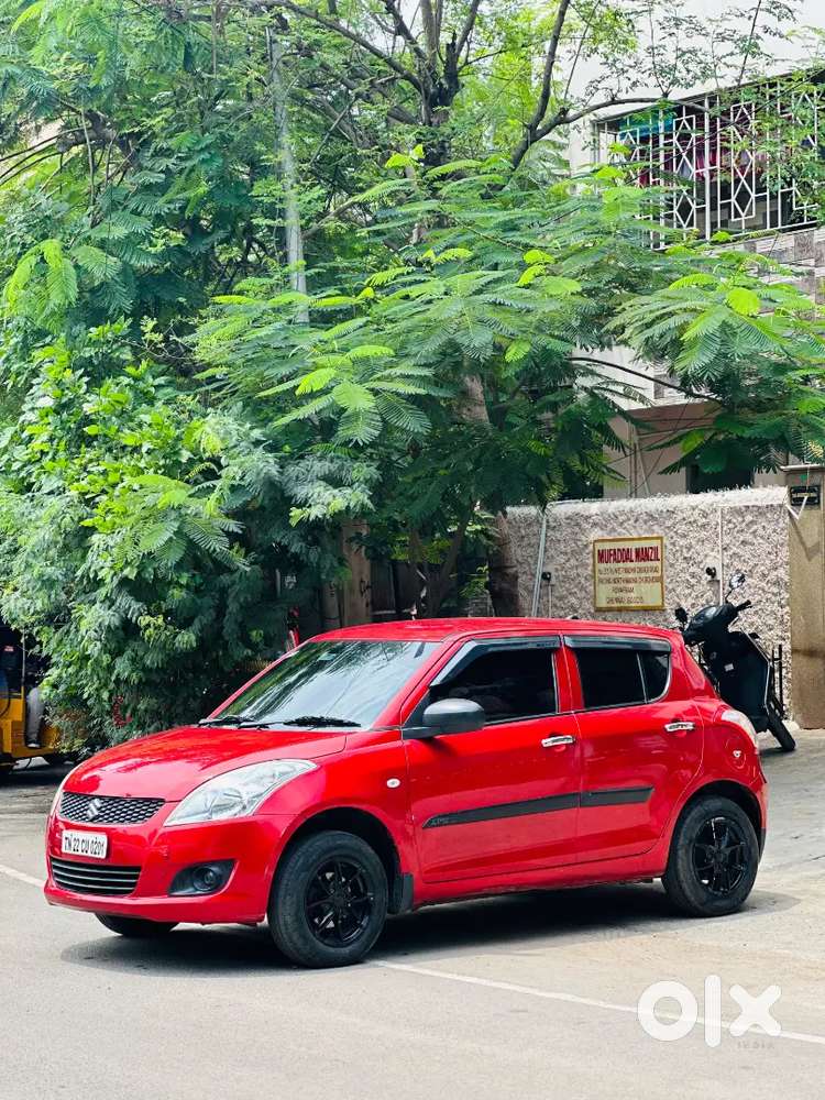 Maruti Suzuki Swift Vxi 2011