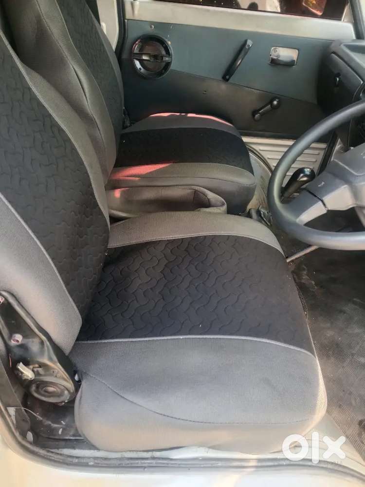 Maruti Suzuki Omni 2011