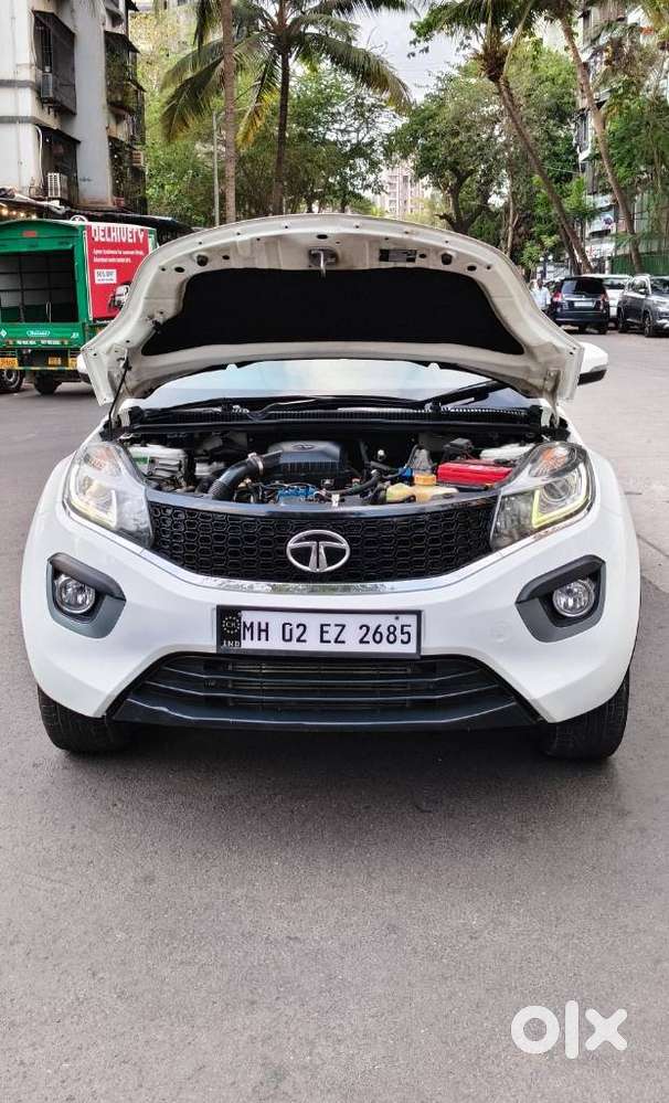 Tata Nexon 1.2 Revotron Xz Plus Dual Tone, 2018, Cng & Hybrids