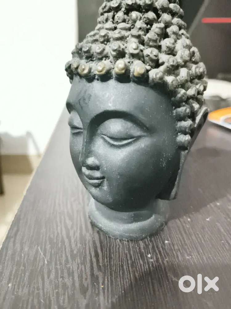 God statue Buddha